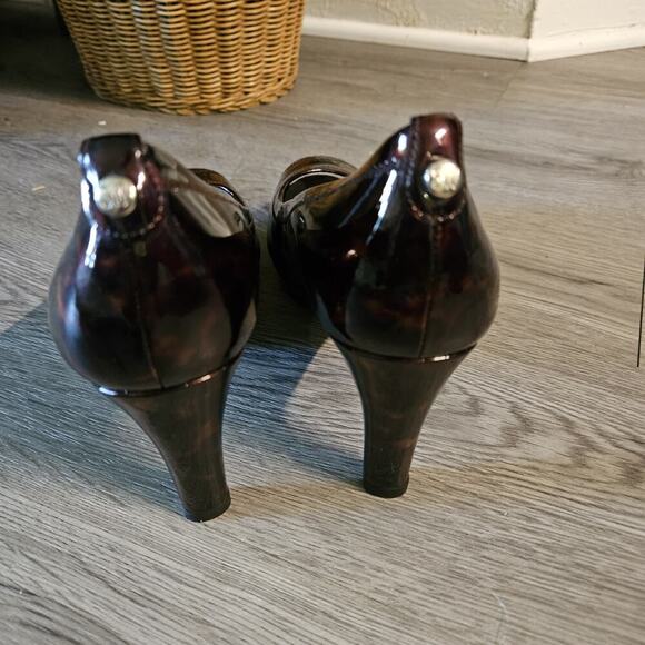 Stuart Weitzman Patent Leather Tortoise Shell Heels Peep Toe Women's Size 7.5.M - Picture 3 of 8